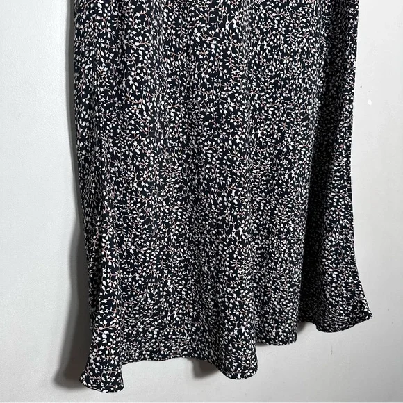 Black and White Floral Maxi Skirt - Picture 4 of 6